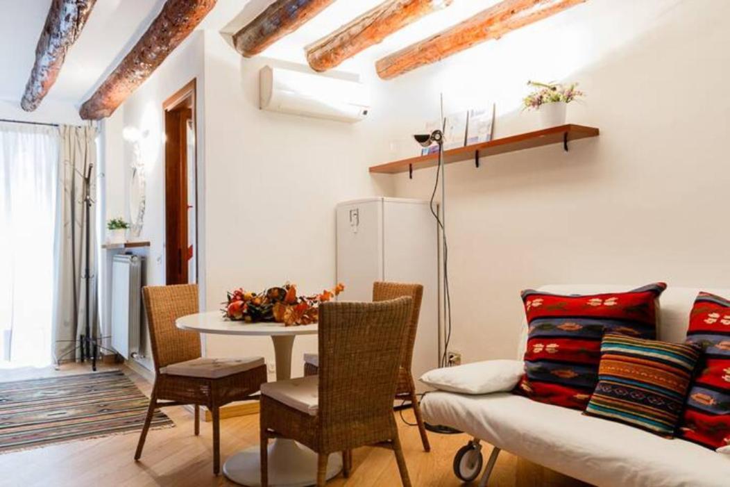 Navigli & Darsena Comfortable Apartment Mailand